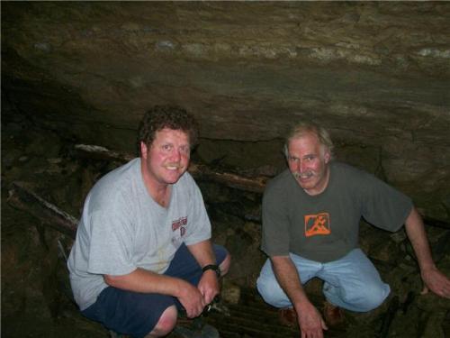 phil and gary at sand cave -1